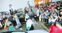 海報(bào)集團(tuán)2014金秋車展完美落幕 樹立海南新標(biāo)桿