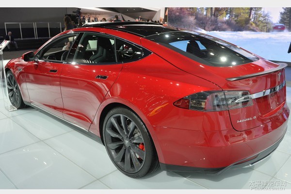 特斯拉Model S P85D