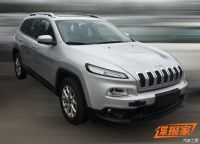 曝国产Jeep自由光无伪装实车 11月上市