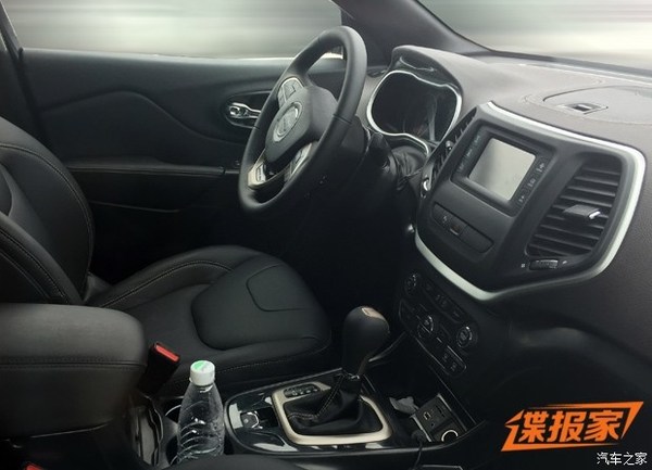 Jeep自由光