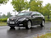 荣威950 1.8T车型上市 售17.98-20.98万
