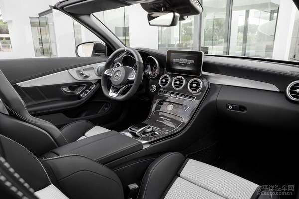 新款AMG C63敞篷版