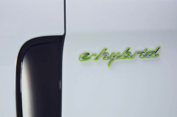 保时捷Panamera 4 E-Hybrid