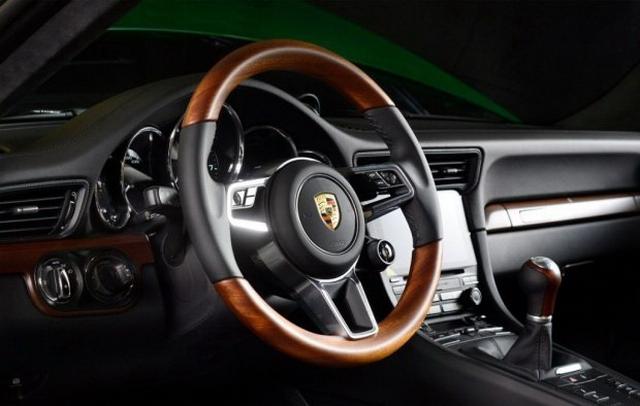 保时捷911推出纪念版车型