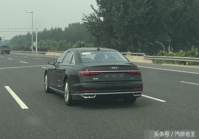 全新奥迪A8L国内无伪谍照