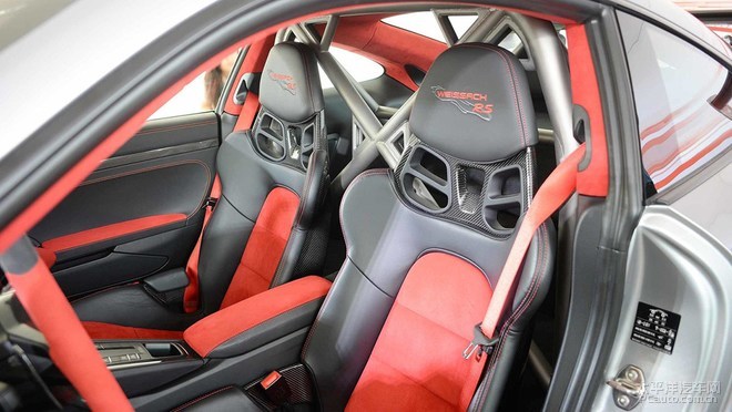 保时捷911 GT2 RS