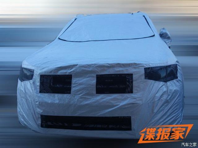 曝大众全新SUV测试谍照