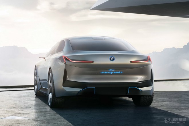 宝马纯电动概念车2021年投产 续航600km