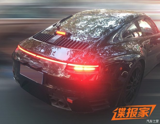 新一代保时捷911国内路试谍照 内饰升级