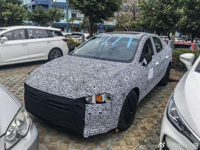 比亚迪新一代秦谍照