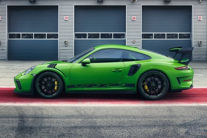 新款保时捷911 GT3 RS官图 性能箭毒蛙