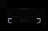 新一代GMC SIERRA预告图 将于3月1日首发