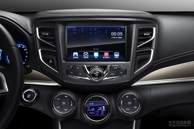 比亚迪宋EV 400官图 续航有提升