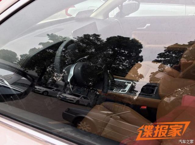 全新比亚迪唐燃油版车型谍照