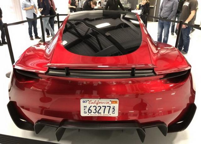 新一代ROADSTER近照曝光 最大续航992km