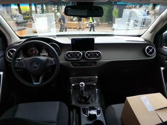奔驰X级350d即将亮相