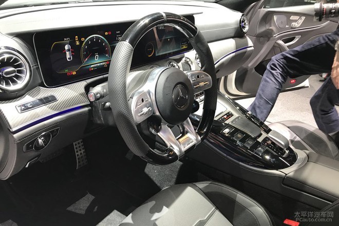 2018日内瓦车展：AMG GT四门轿跑发布