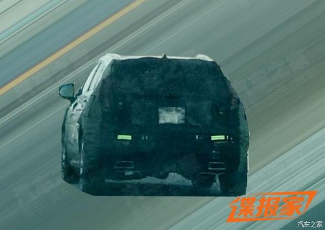 曝凯迪拉克XT4国内谍照 采用全新平台打造