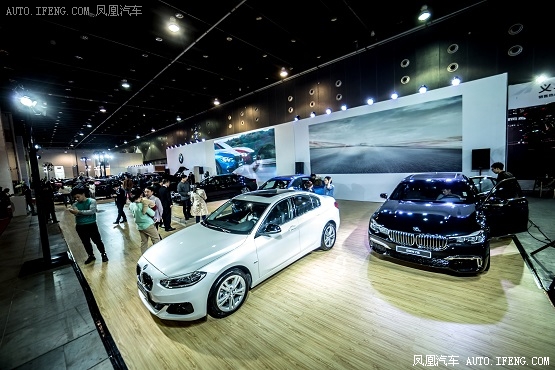 全新BMW5系亮相2018义乌春季国际车展