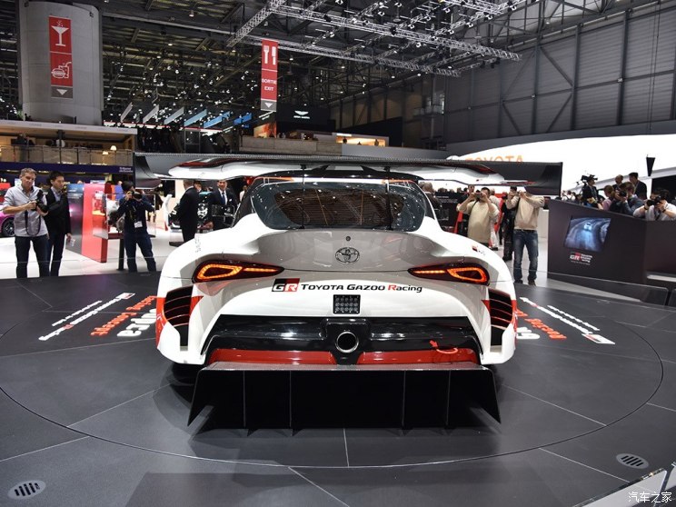 丰田 Supra 2018款 Racing Concept