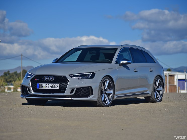 Audi Sport 奥迪RS 4 2018款  RS 4 2.9T Avant