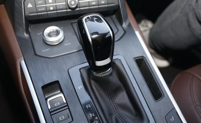 全新WEY P8正式上市 补贴后售25.98-27.98万