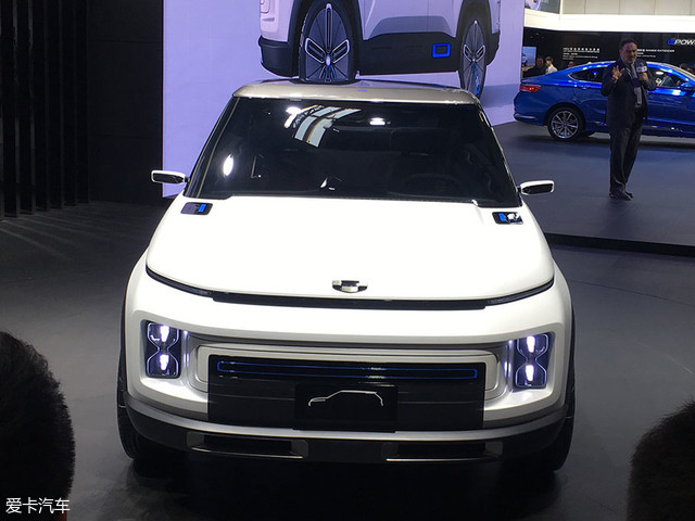 吉利全新SUV概念车亮相北京车展