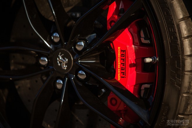 法拉利V8混动车型2019法兰克福车展首发