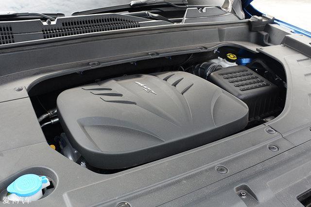 众泰T300 1.5L CVT车型上市 售6.98万起