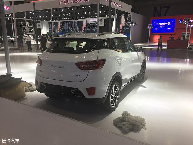 众泰T300 1.5L CVT车型上市 售6.98万起