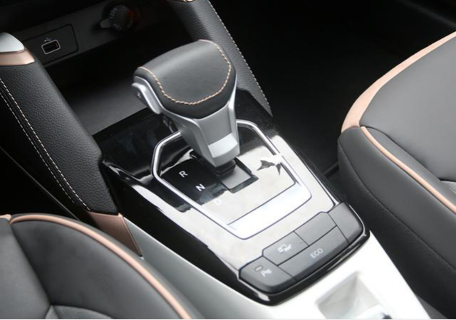 江淮大众SOL E20X