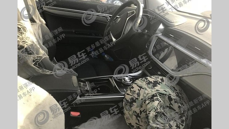 吉利帝豪GS PHEV谍照