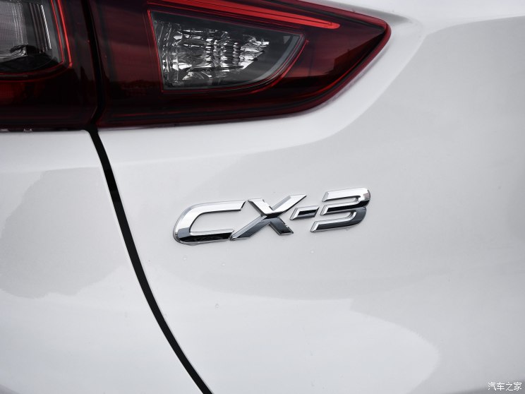 马自达 马自达CX-3 2018款 2.0L 自动尊贵型