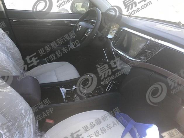 广汽传祺GS7新车型谍照曝光首次换装电子挡把
