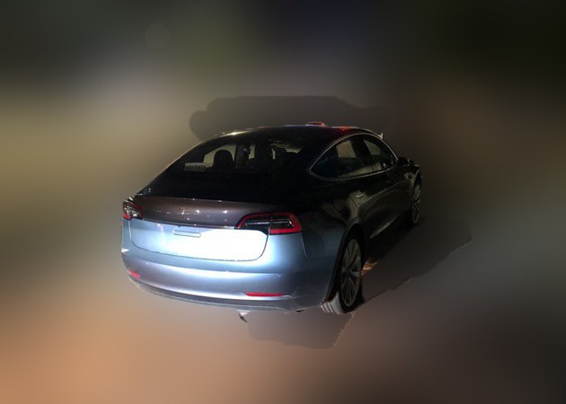 特斯拉Model 3国内谍照