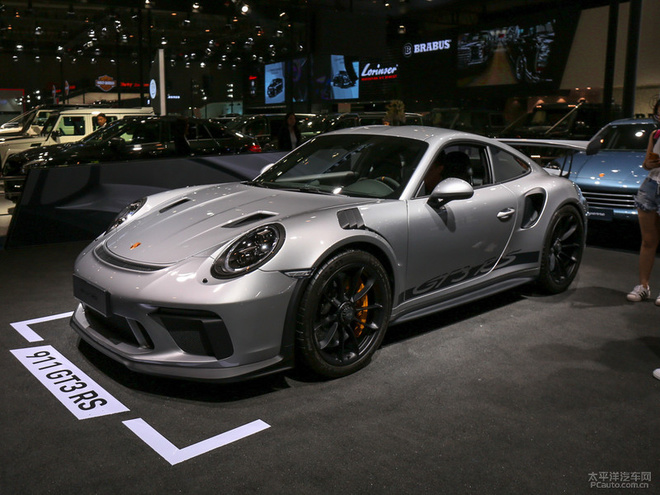 全新保时捷911 GT3 RS