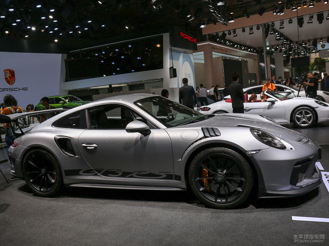全新保时捷911 GT3 RS