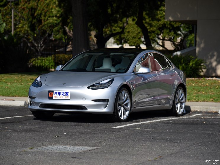 特斯拉 Model 3 2018款 Performance高性能全轮驱动版