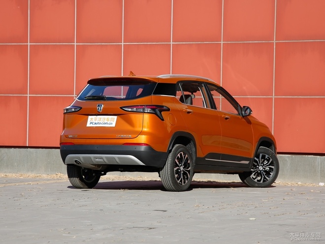 2019款宝骏510