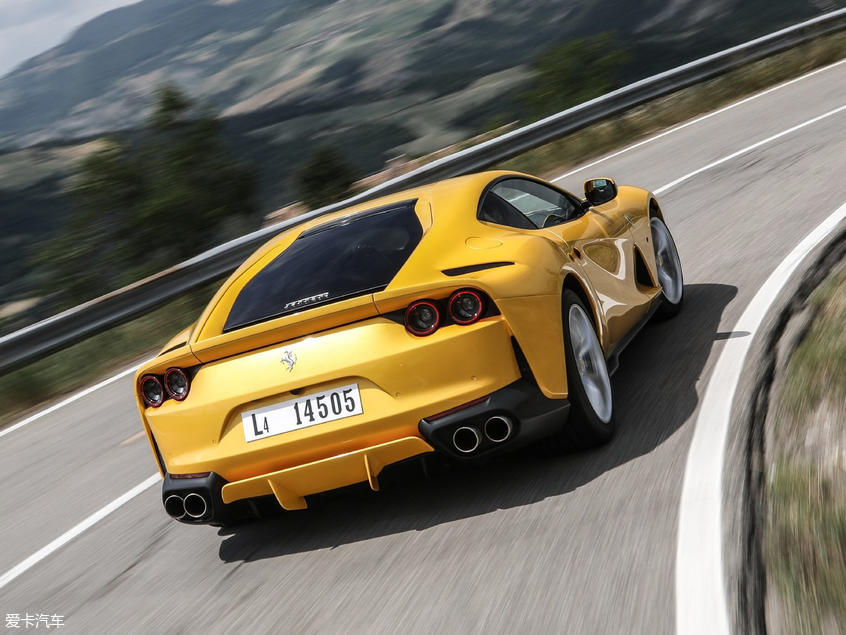 法拉利2018款812 Superfast