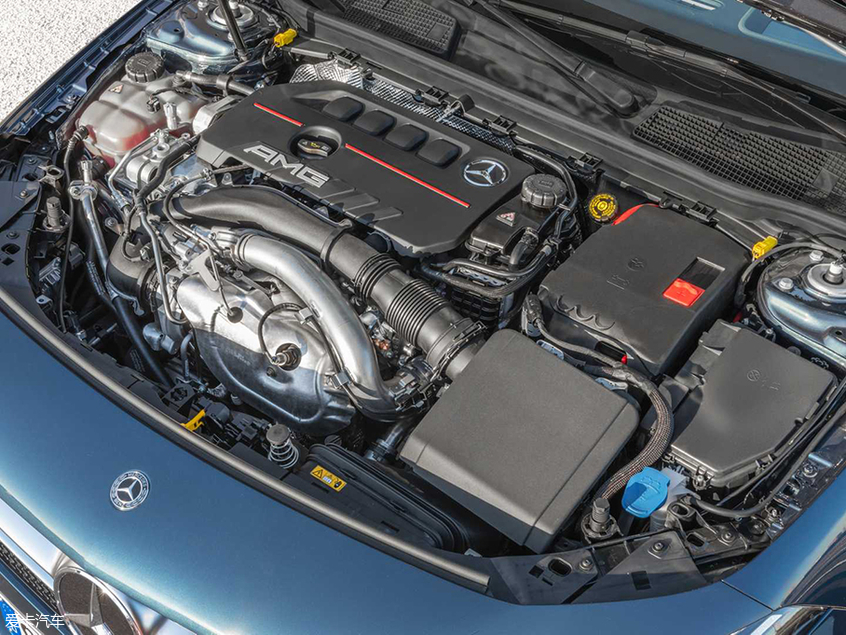 梅赛德斯-AMG A35三厢版官图