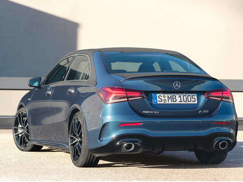 梅赛德斯-AMG A35三厢版官图