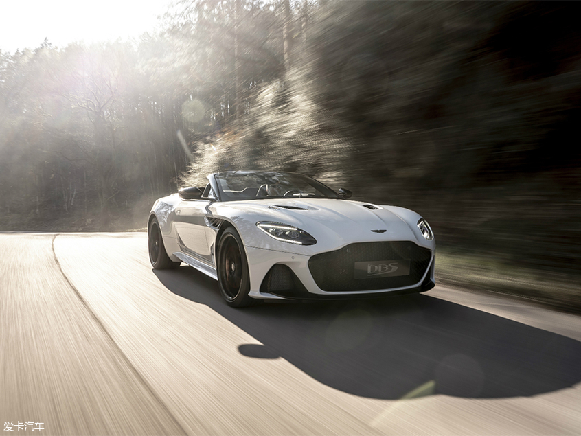 阿斯顿马丁DBS Superleggera Volante