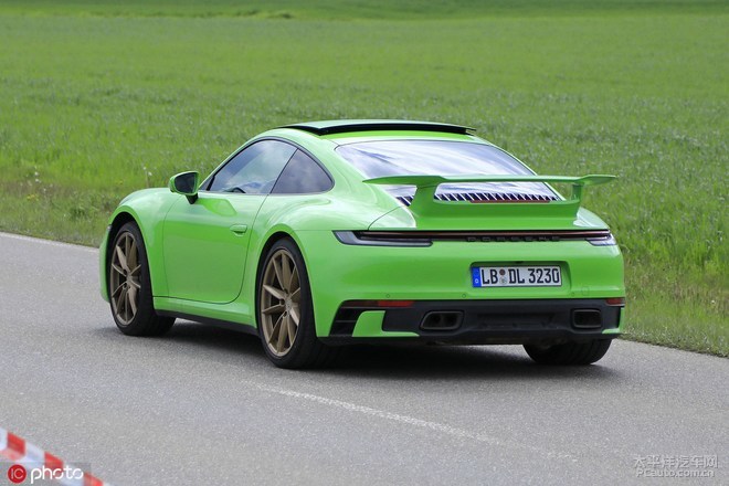 全新一代保时捷911 Turbo谍照