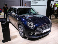 MINI CLUBMAN登月版上市 售28.38万元起