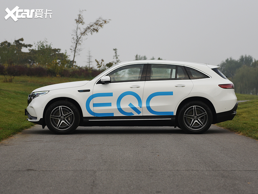 奔驰EQC纯电SUV