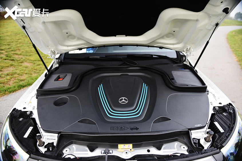 奔驰EQC纯电SUV
