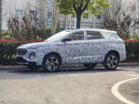 江淮全新中型SUV S432谍照曝光 主打6座