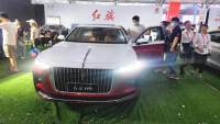 海南人國慶節(jié)都干嘛？來海口國慶車展看百款好車和洛麗塔小姐姐！