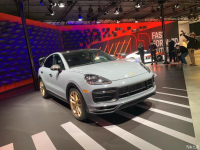 2021洛杉磯車展：保時(shí)捷Cayenne Turbo GT